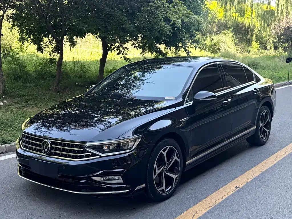 Купить Volkswagen Magotan