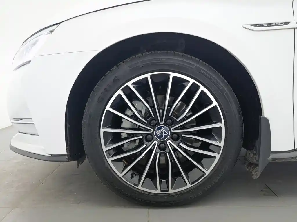 BYD Han — миниатюра 17
