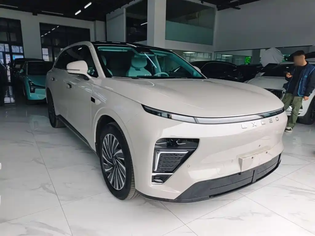 Exeed Xingjiyuan ET — миниатюра 4