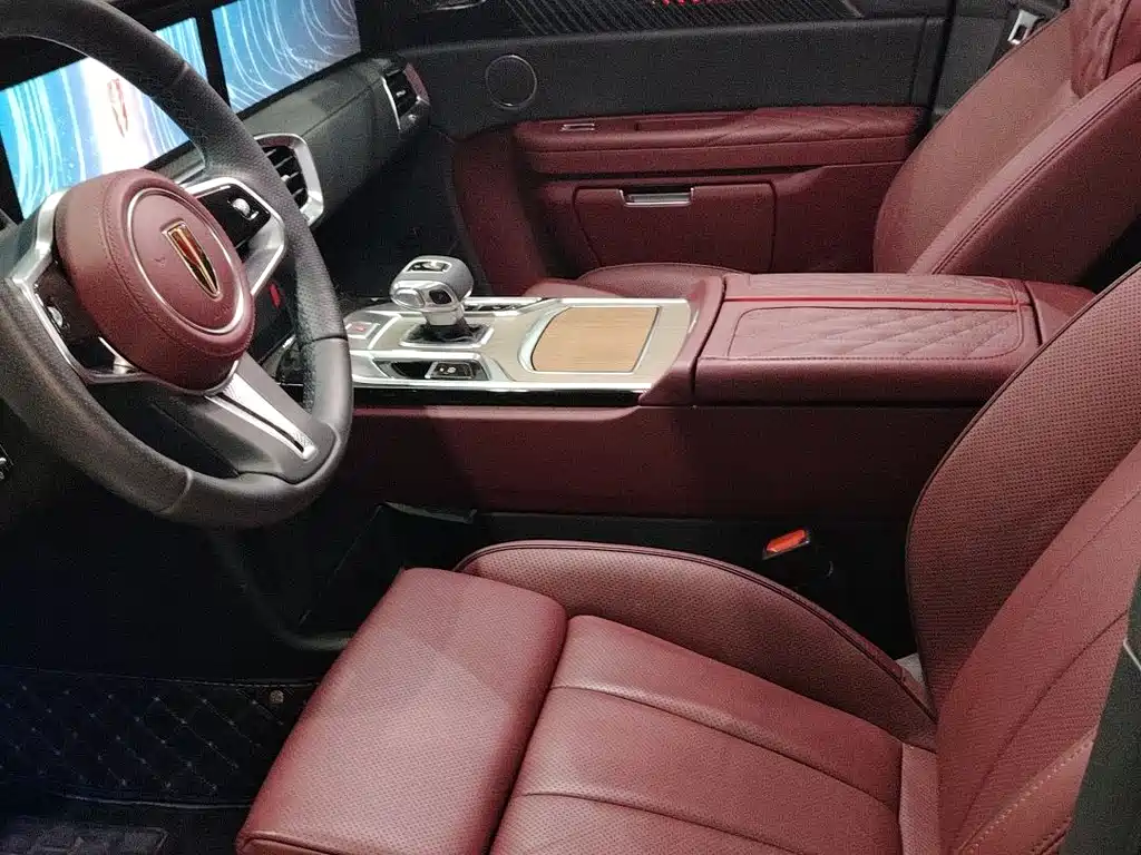 Hongqi E-HS9 2022 660km мест