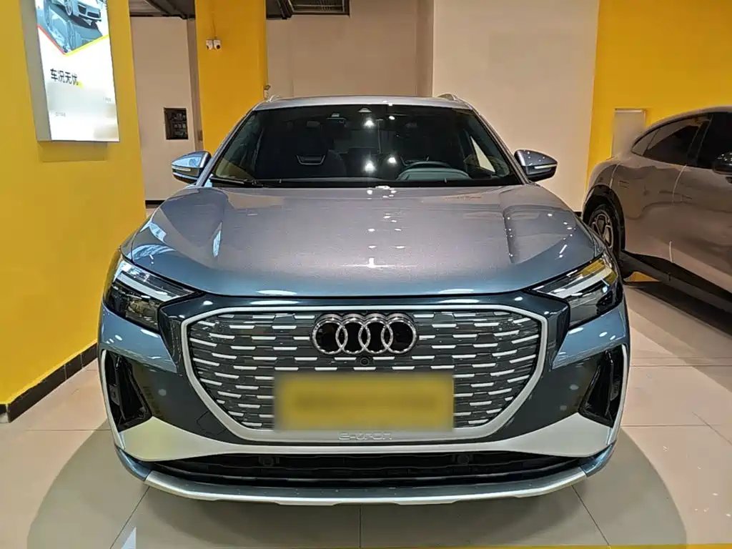 Audi Q4 e-tron — миниатюра 3