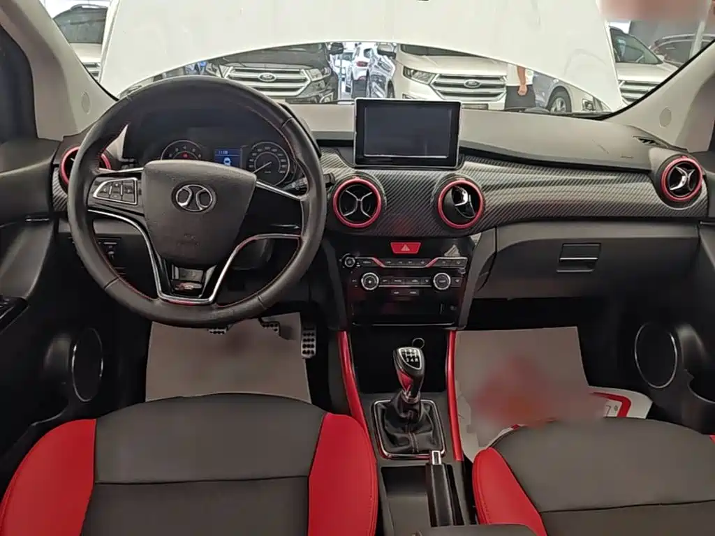 BAIC Senova X25 — миниатюра 10