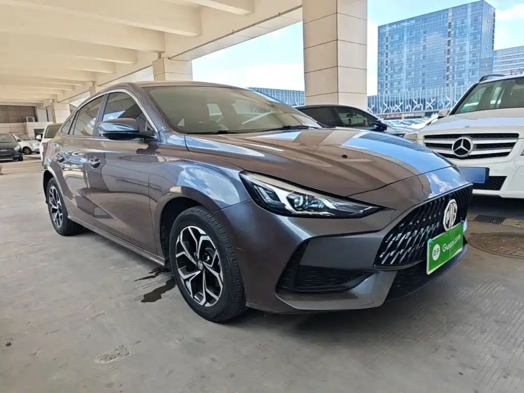 MG 5 2023 180DVVT CVT Luxury
