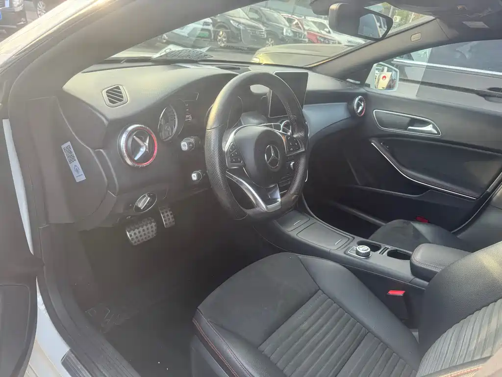 Mercedes-Benz CLA (Import) — миниатюра 7