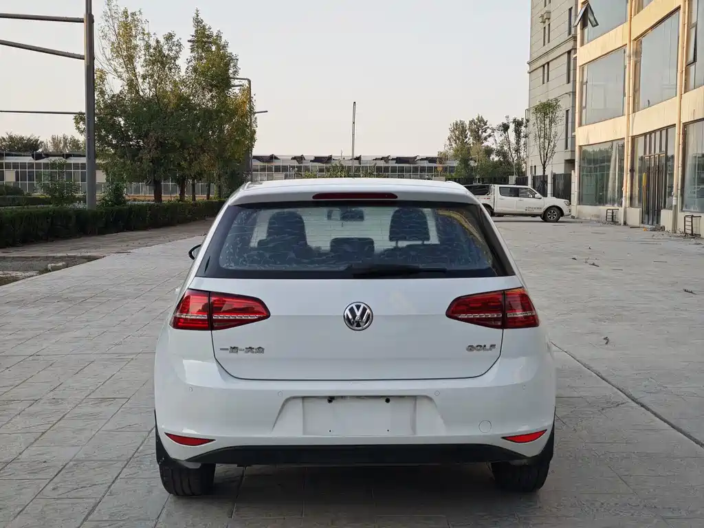 Volkswagen Golf — миниатюра 6