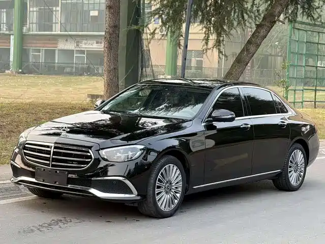 MERCEDES BENZ E CLASS