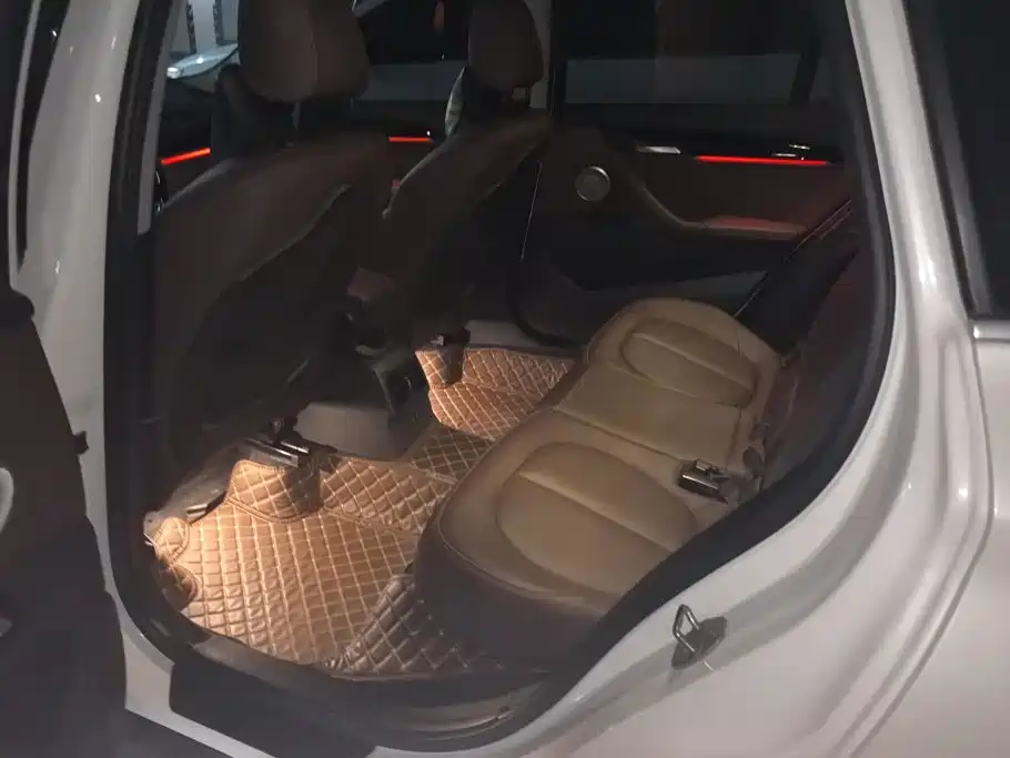 BMW X1 — миниатюра 11