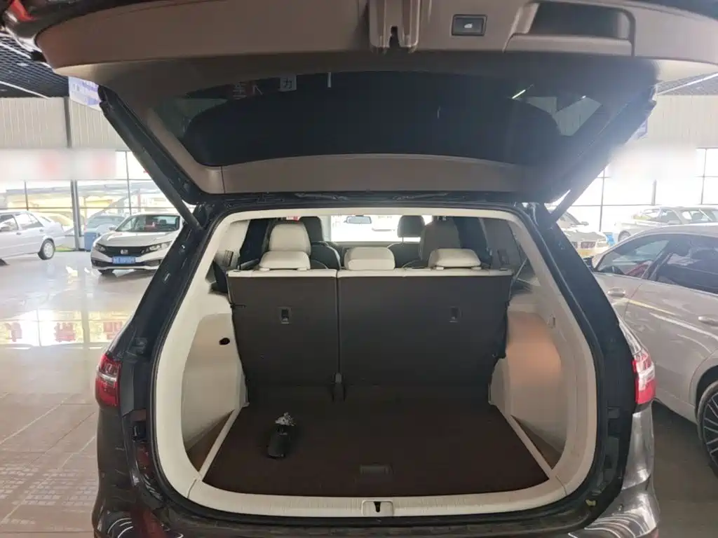 Volkswagen Viloran — миниатюра 19