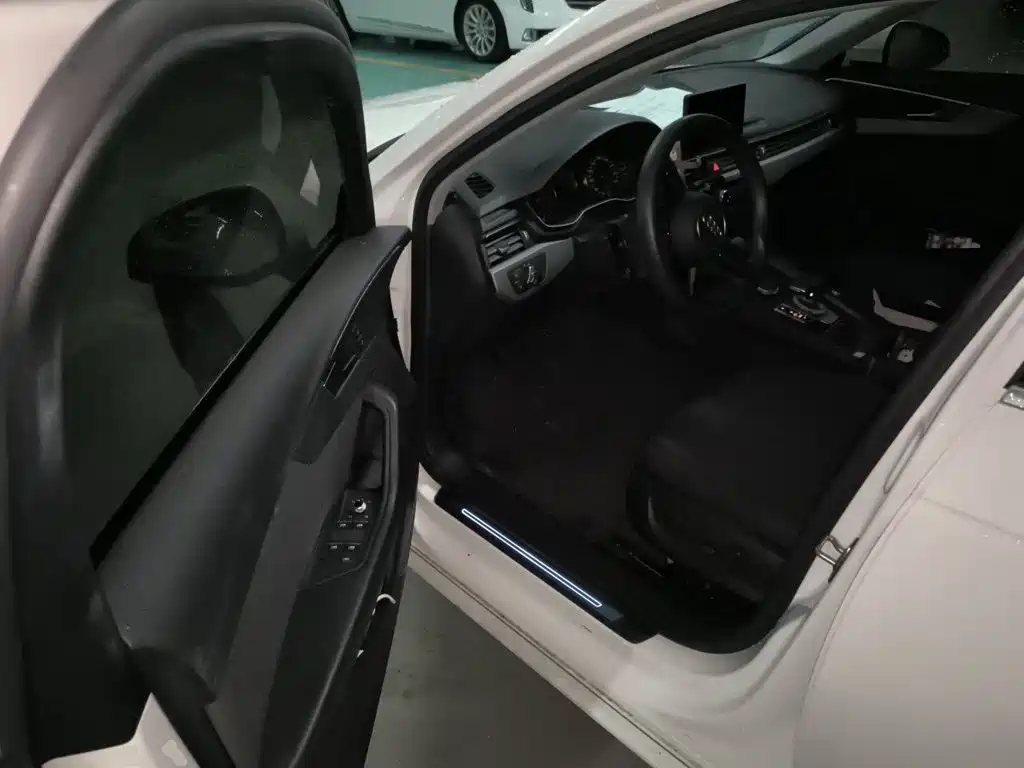 Audi A4L — миниатюра 12