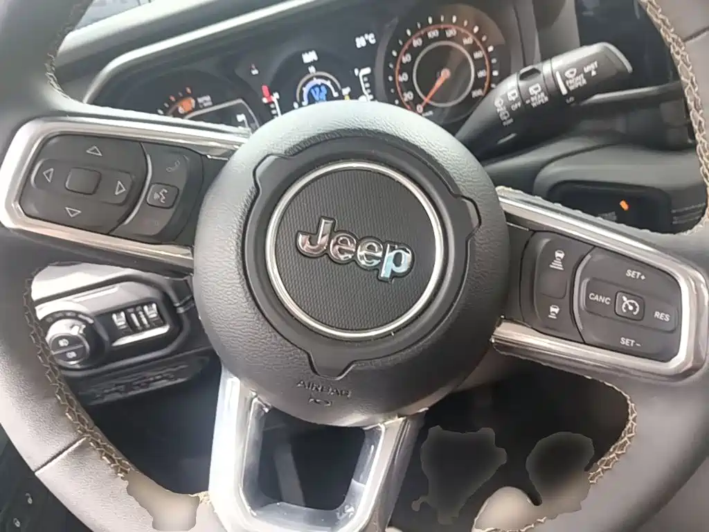 Jeep Wrangler — миниатюра 11