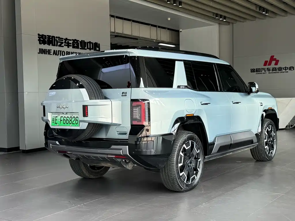 Fangchengbao Leopard 8 8 2025 Flagship 7 мест