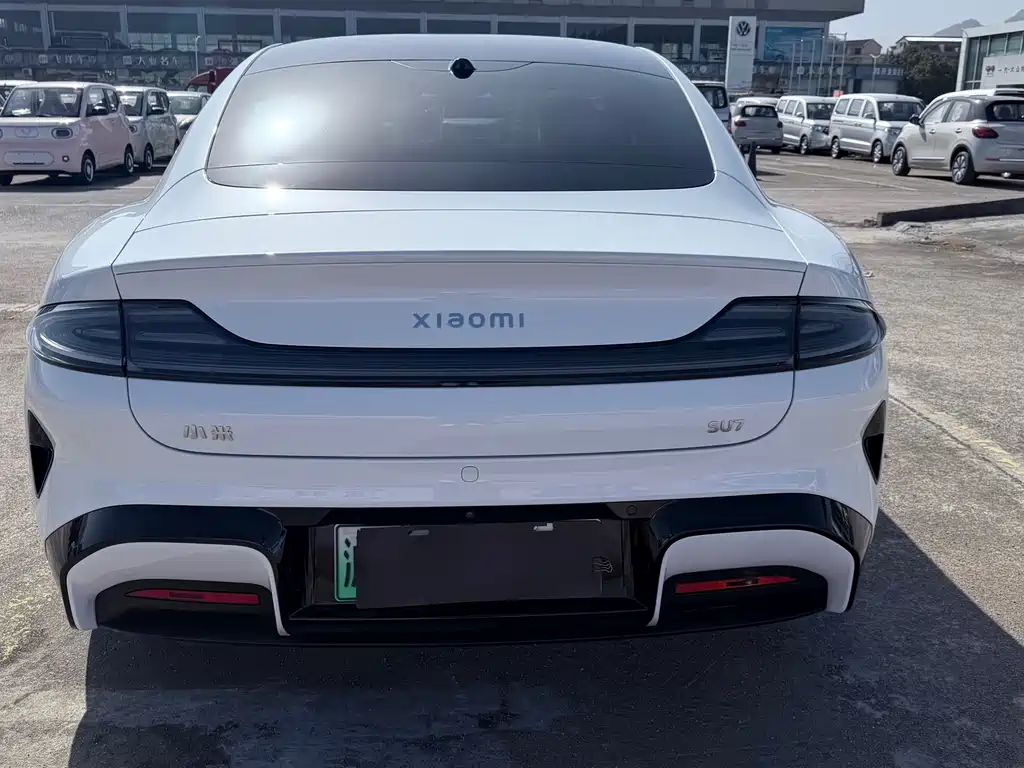 XIAOMI CAR XIAOMI SU7