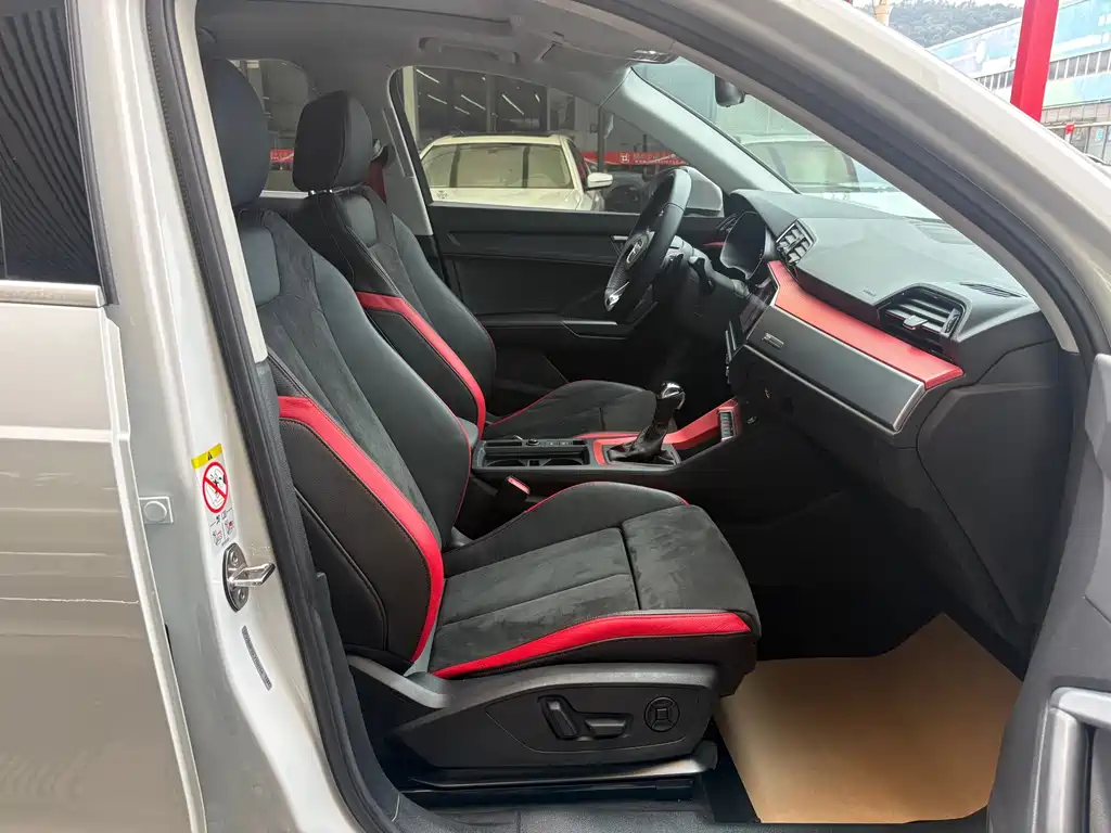 Audi Q3 — миниатюра 13