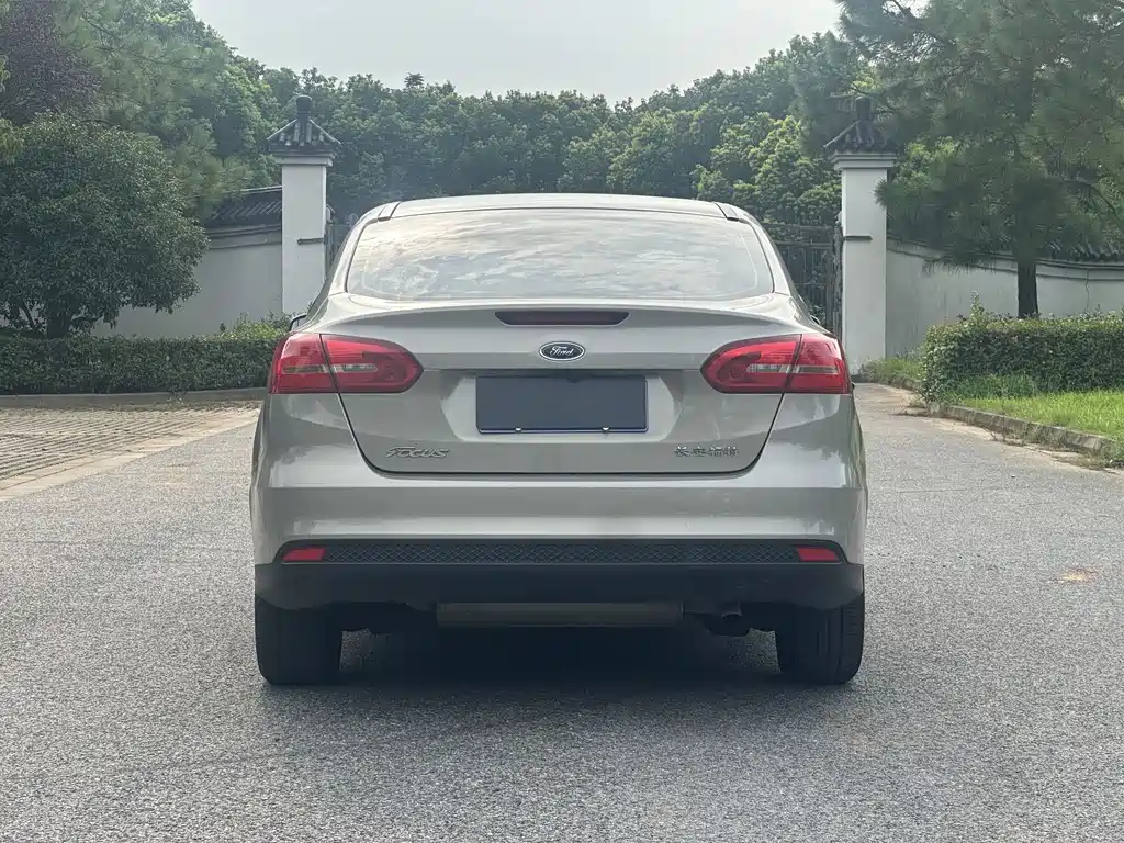 Ford Focus — миниатюра 15