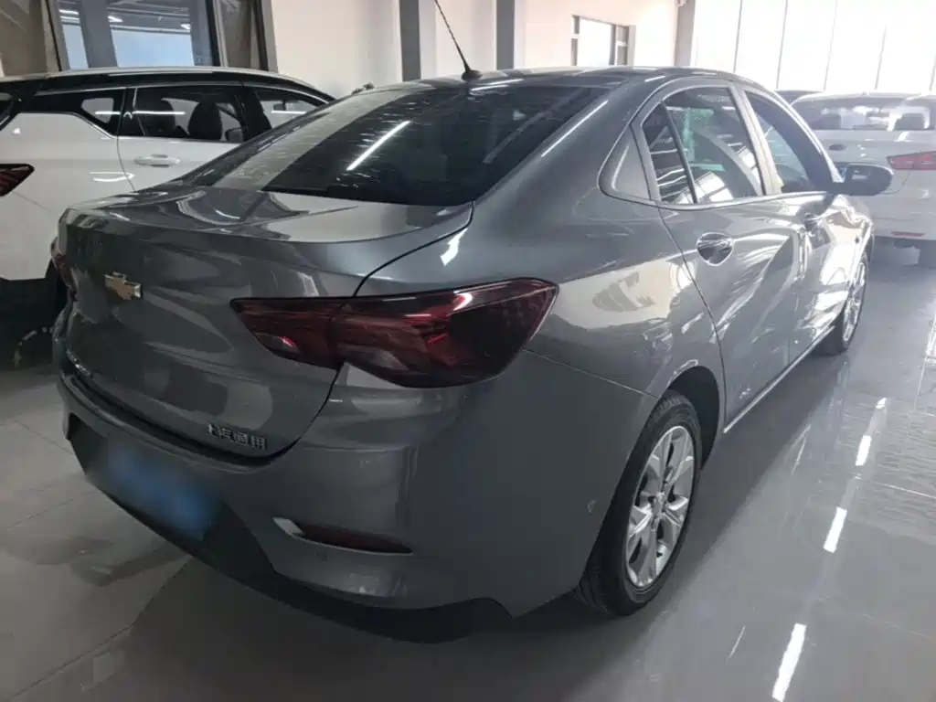 Chevrolet Cavalier — миниатюра 7
