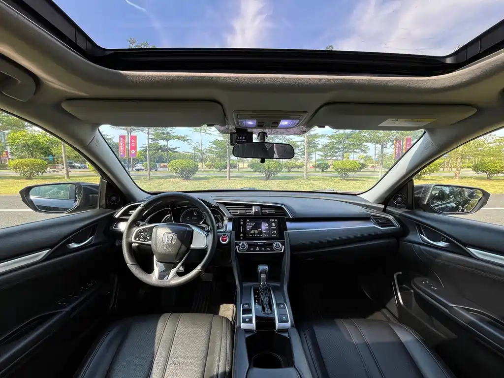 Honda Civic — миниатюра 5