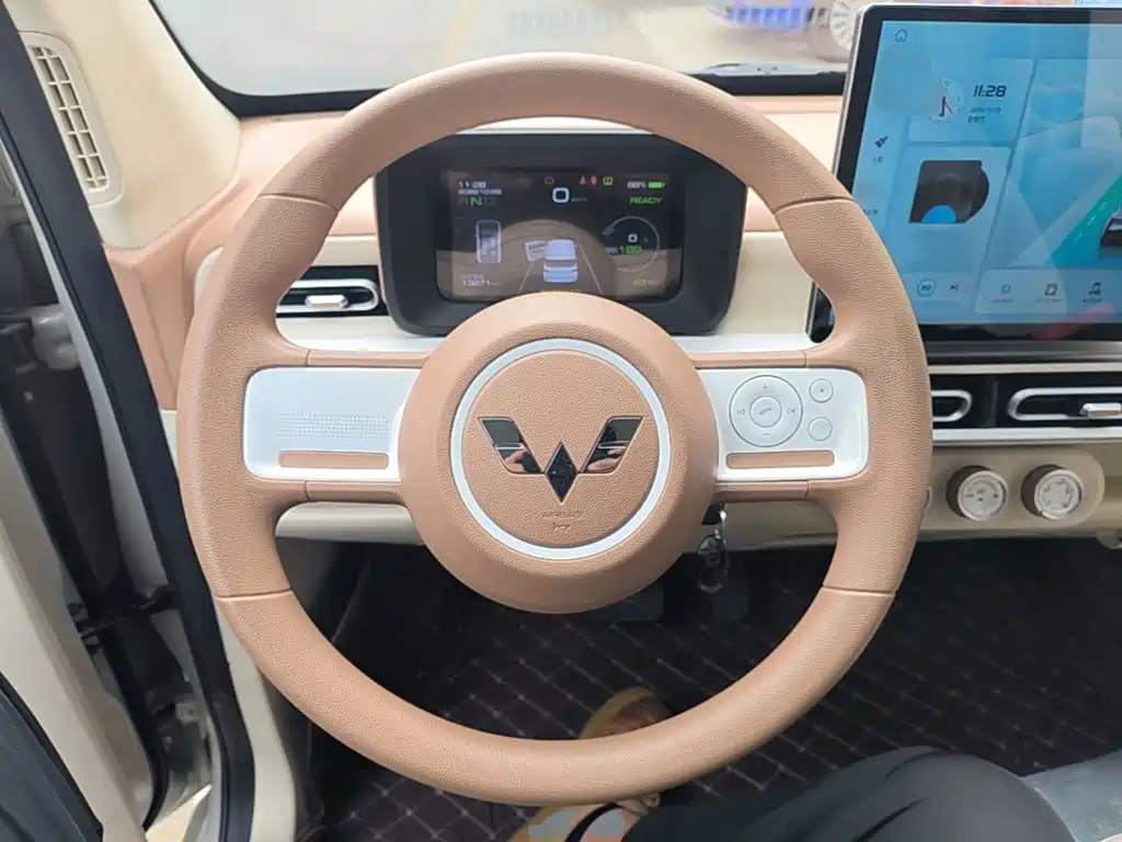 Wuling MINIEV — миниатюра 7