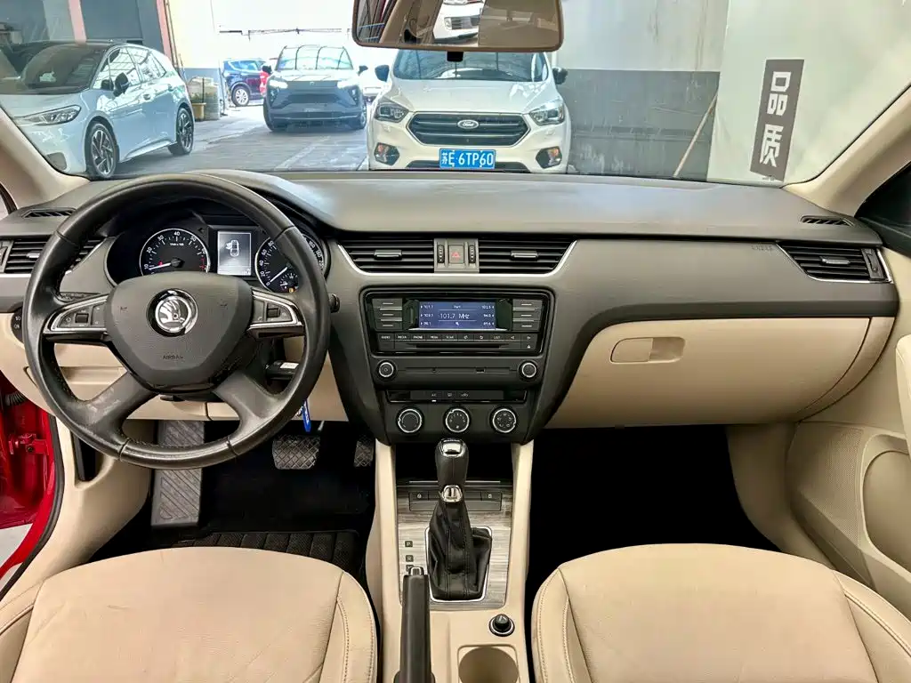 Skoda Octavia — миниатюра 8