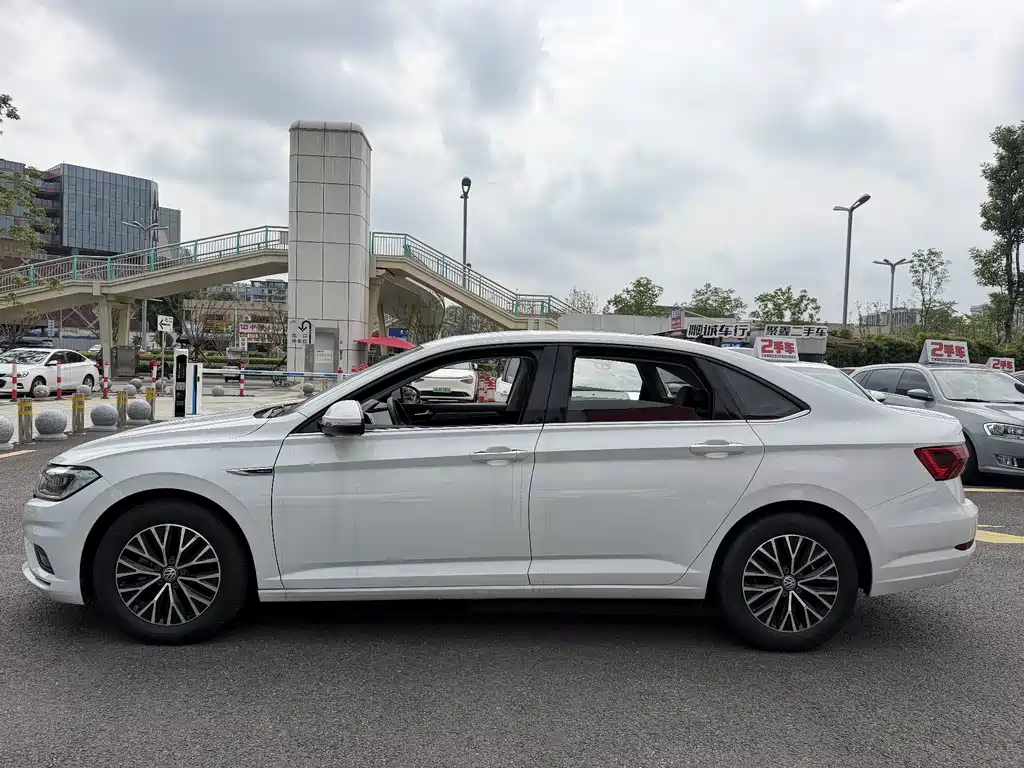 Volkswagen Sagitar — миниатюра 17