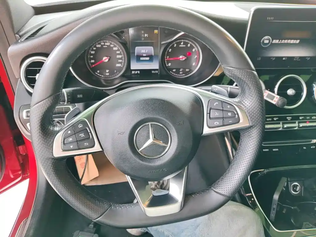 Mercedes-Benz C-Class — миниатюра 11