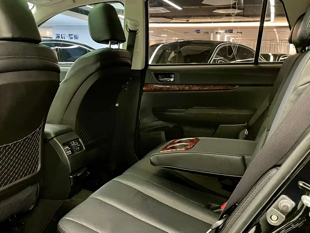 Subaru Outback — миниатюра 7