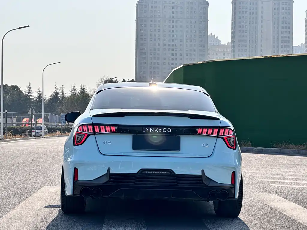 Lynk & Co 03 — миниатюра 10