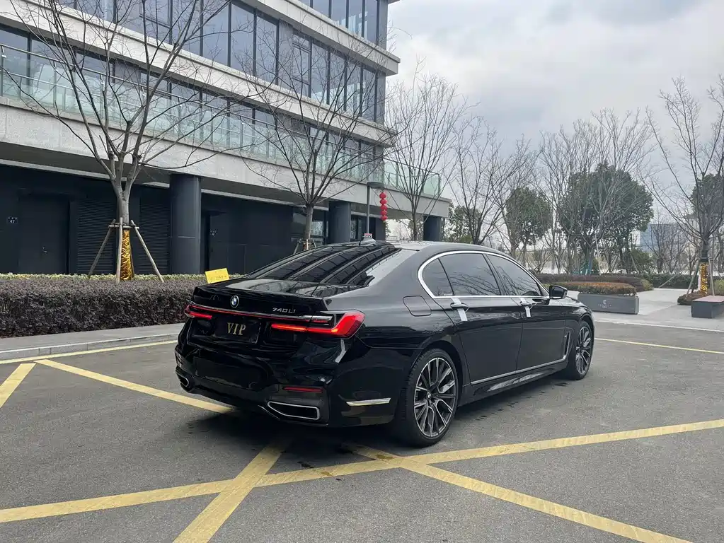 BMW 7 Series 7 2019 740Li Lead M Sport