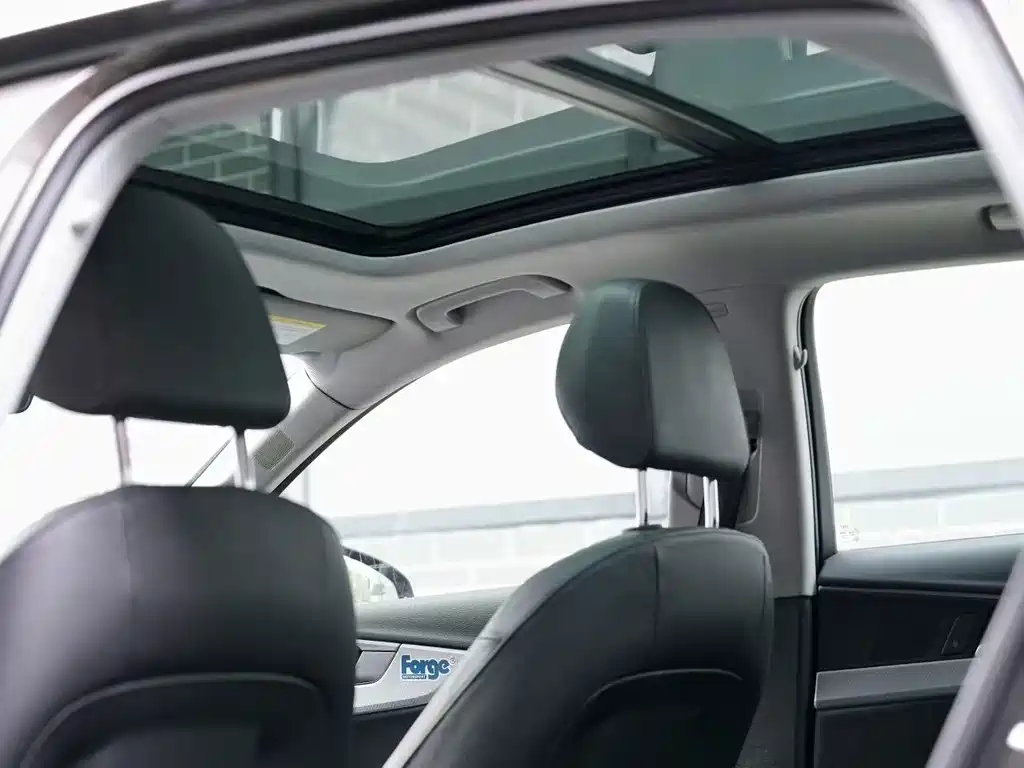 Audi A4L — миниатюра 5