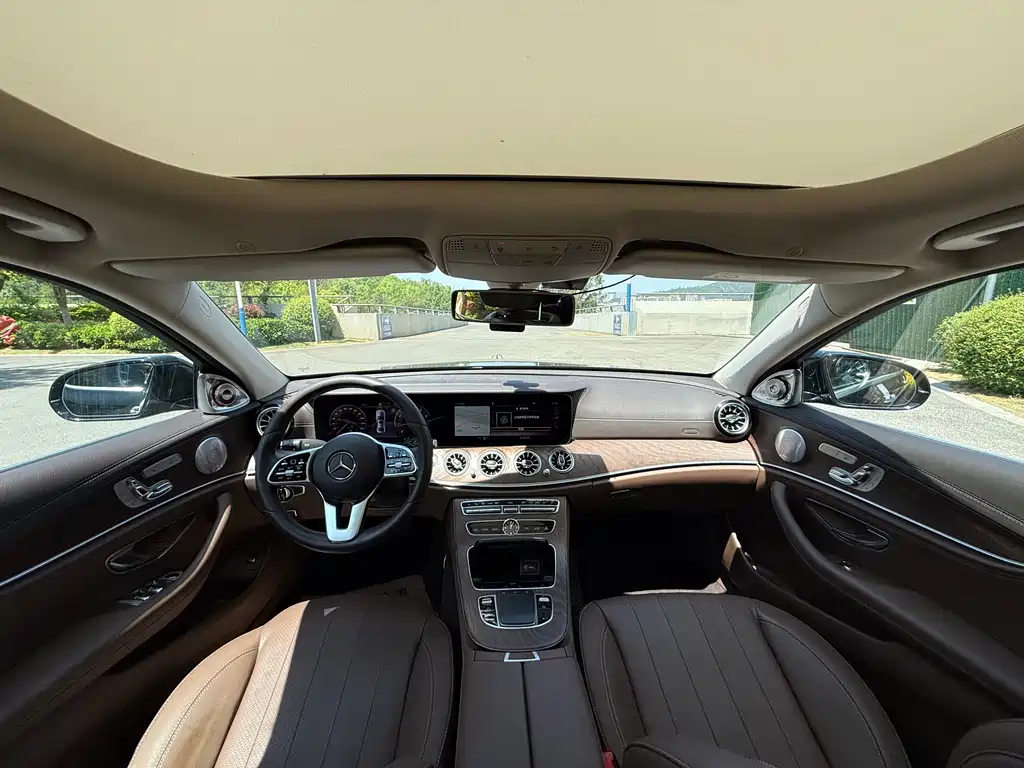 Mercedes-Benz E-Class E 2020 E 300 L Fashion