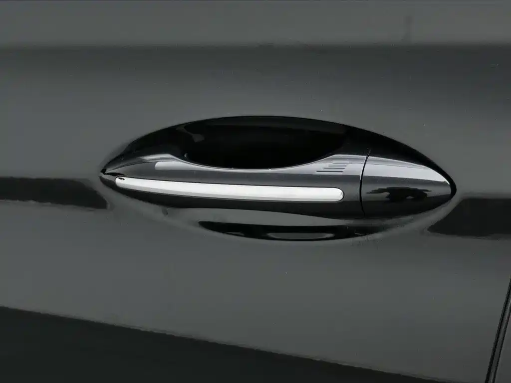 Hongqi Hongqi H5 — миниатюра 18