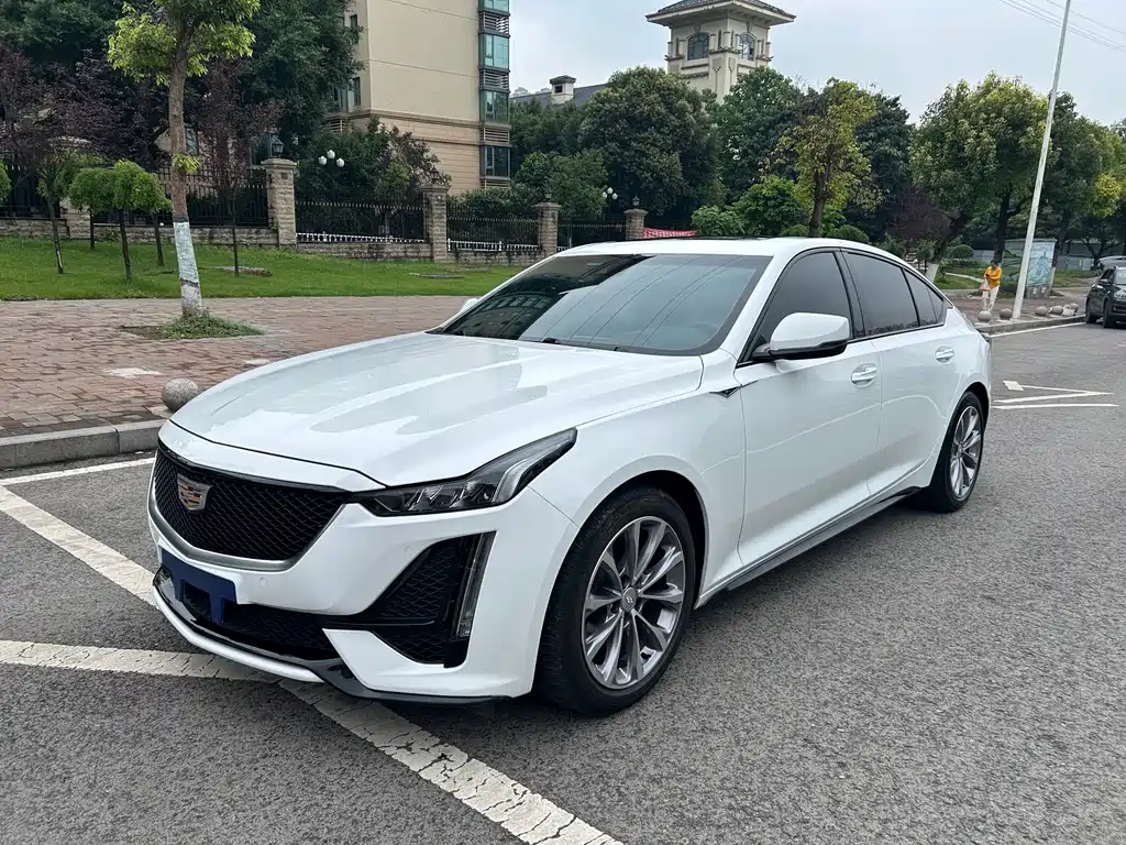 Купить Cadillac CT5