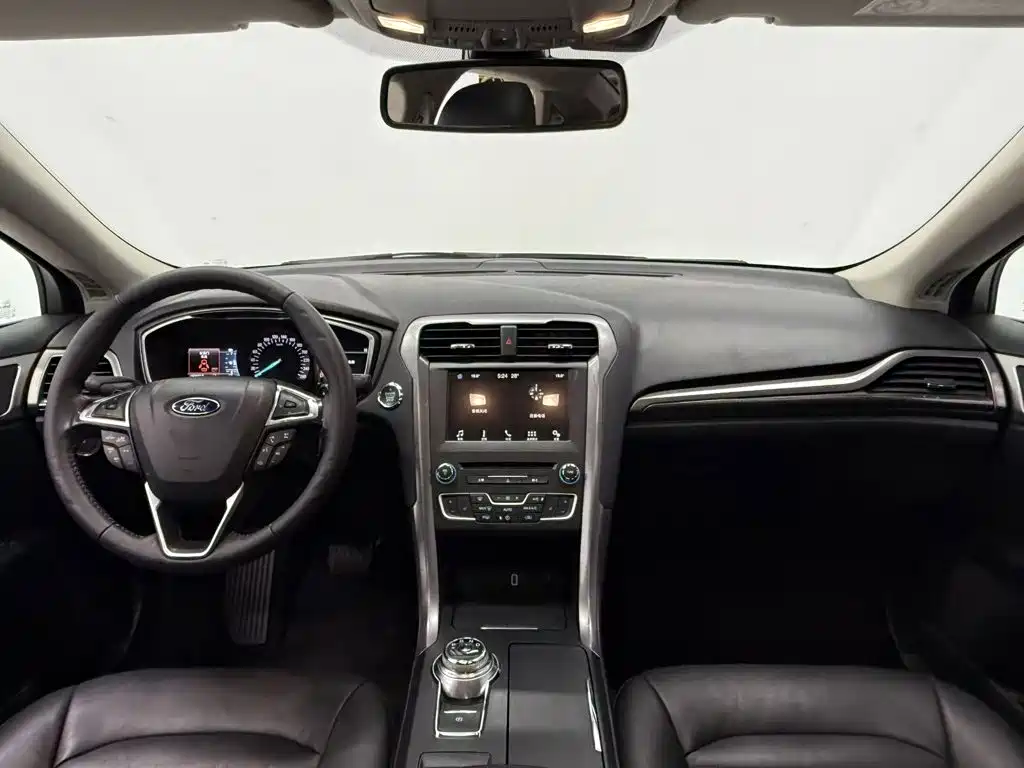 Ford Mondeo — миниатюра 10