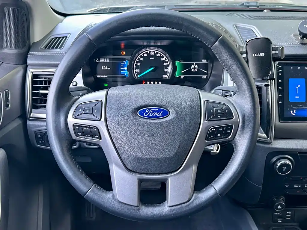 Ford Everest 2016 2.0T AT Luxury