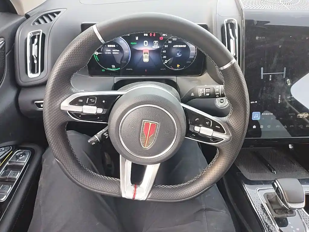Hongqi Hongqi HS3 PHEV — миниатюра 11