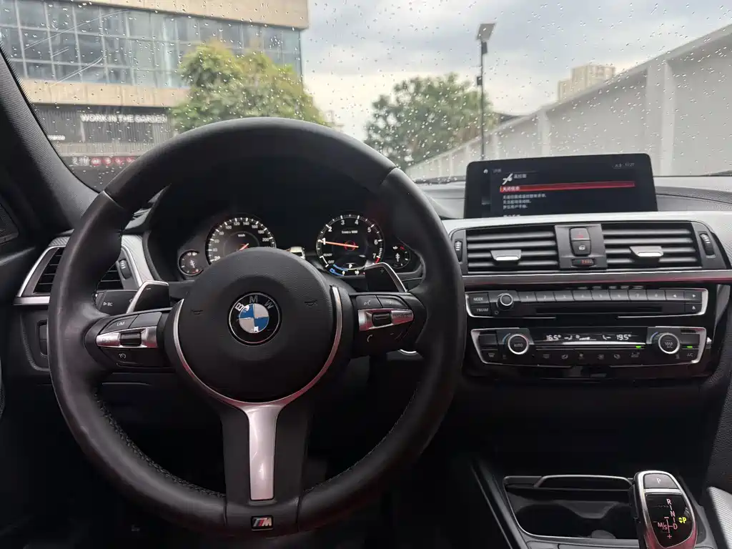 BMW 3 Series — миниатюра 17