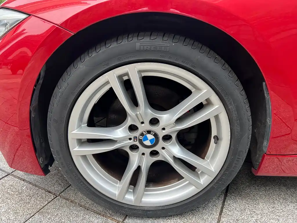 BMW 3 Series — миниатюра 13