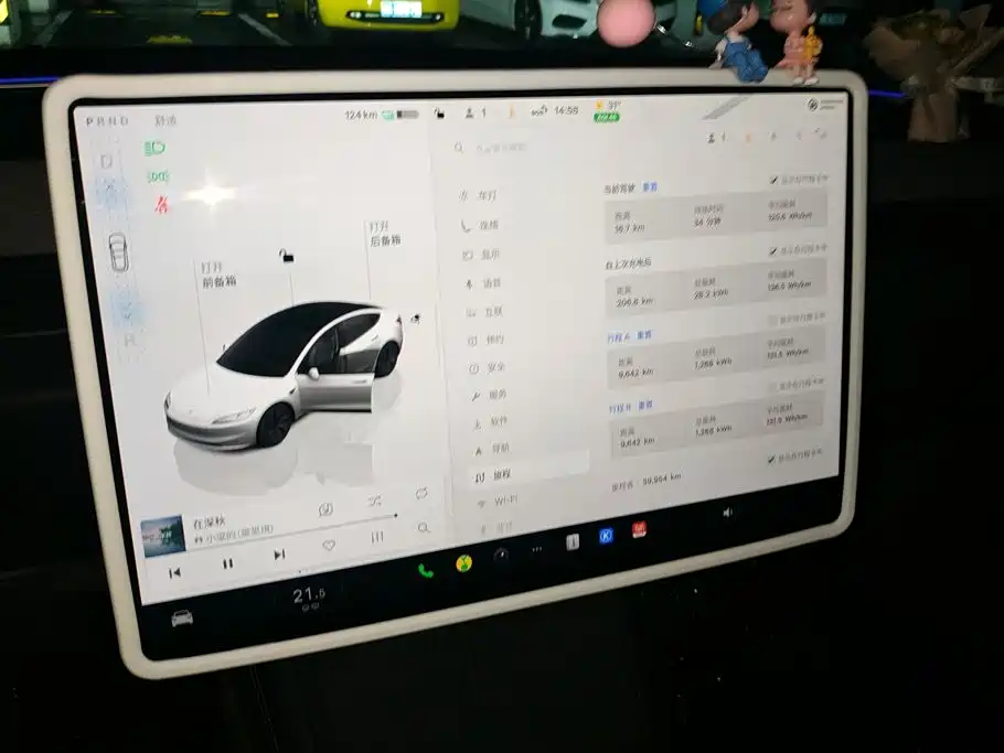 Tesla Model 3 — миниатюра 14