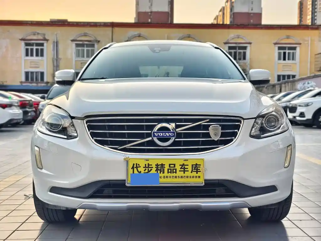 Volvo XC60 — миниатюра 2