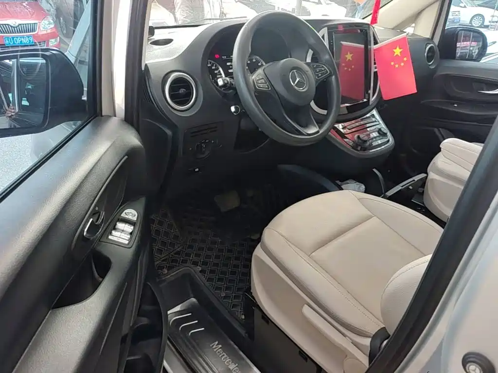 Mercedes-Benz Vito — миниатюра 16