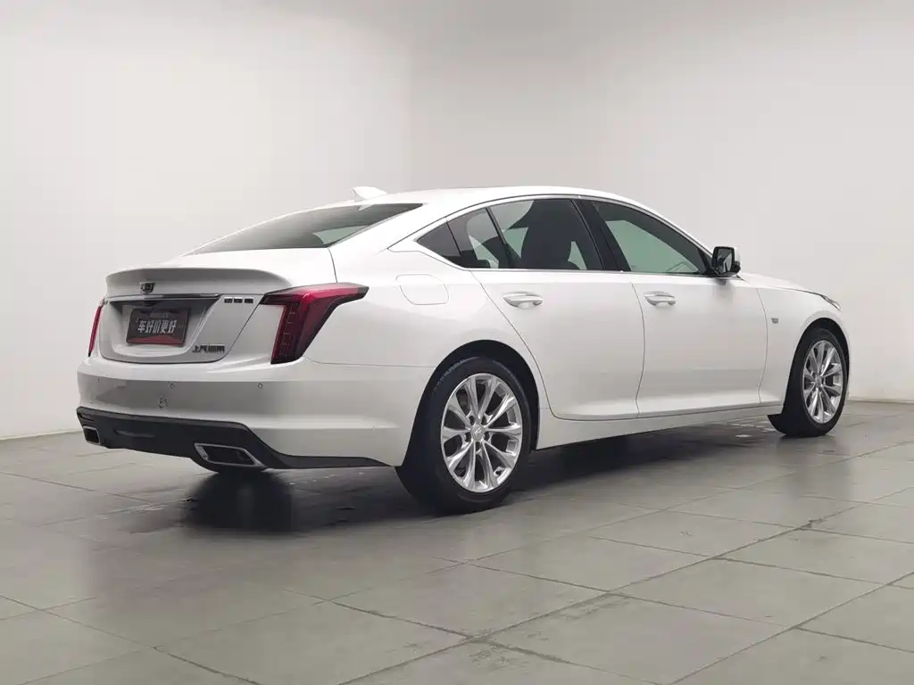 Cadillac CT5 — миниатюра 2