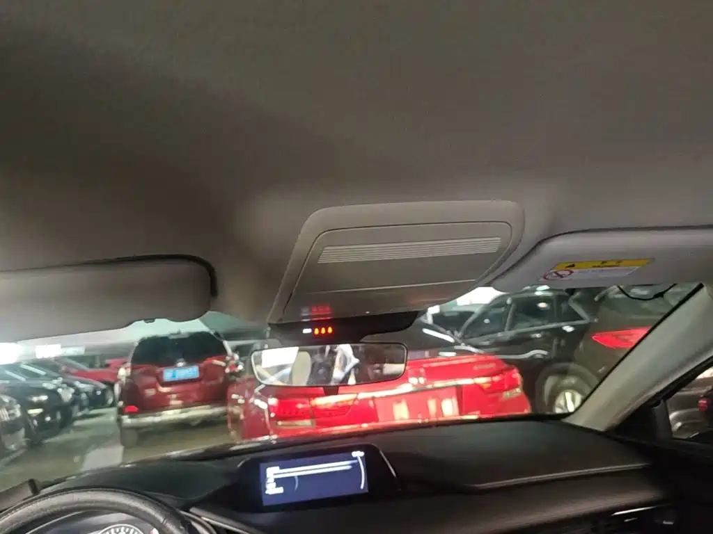 Mazda 3 Axela — миниатюра 18