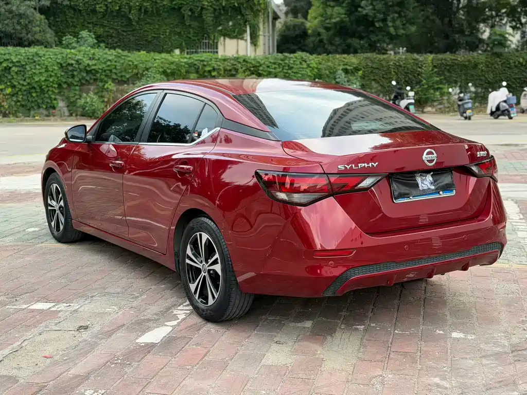 Nissan Sylphy — миниатюра 8