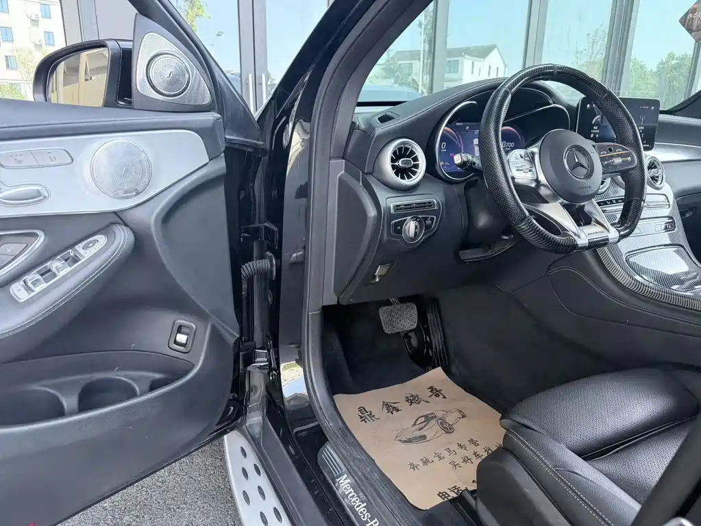 Mercedes-Benz GLC 2021 GLC 260 L 4MATIC