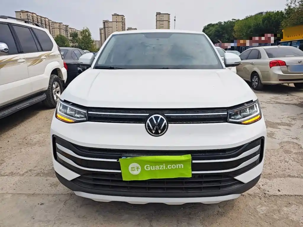 Volkswagen Tharu — миниатюра 3