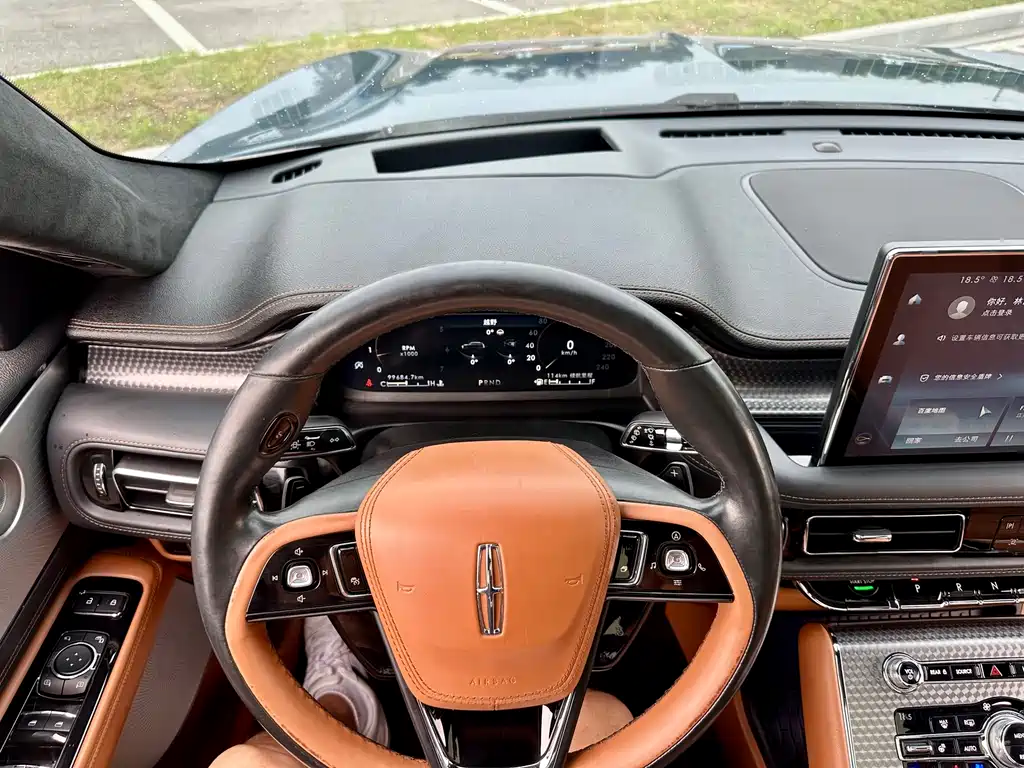 Lincoln Aviator — миниатюра 10