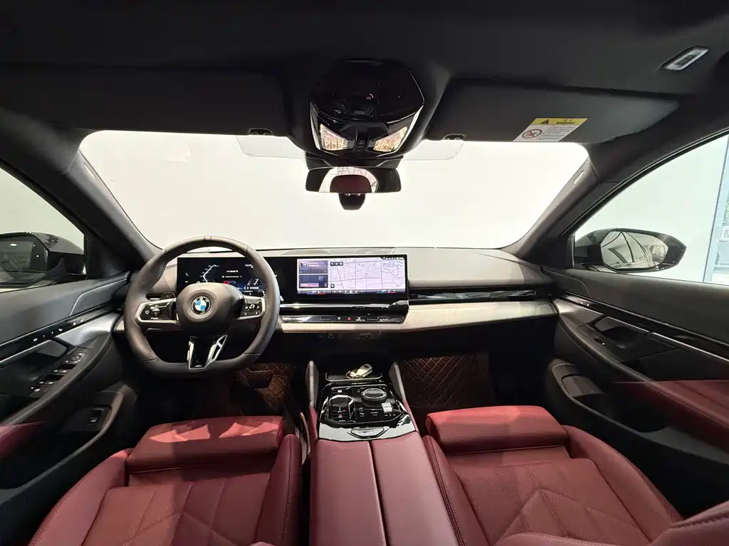 BMW 5 Series (Import) — миниатюра 11