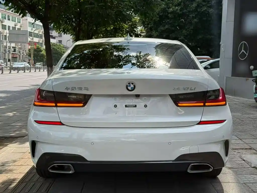 BMW 3 Series — миниатюра 6