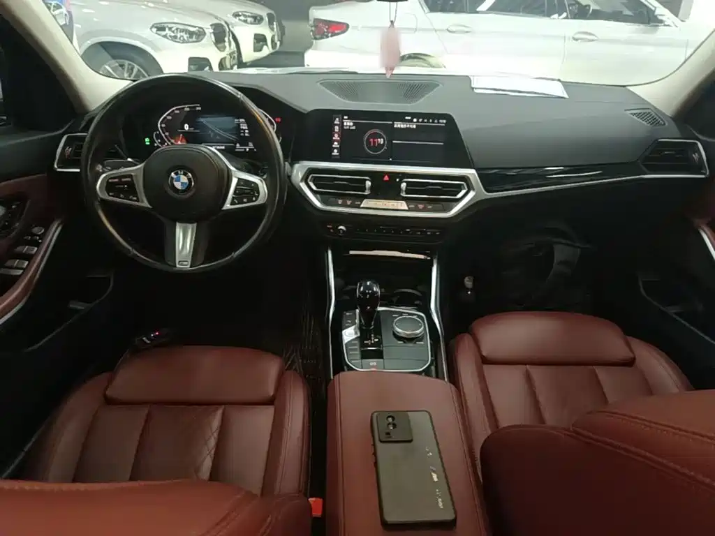 BMW 3 Series — миниатюра 10