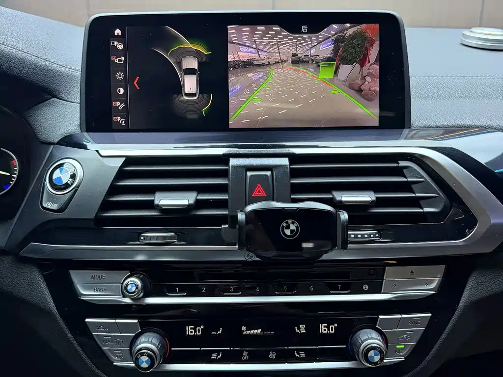 BMW X4 — миниатюра 14