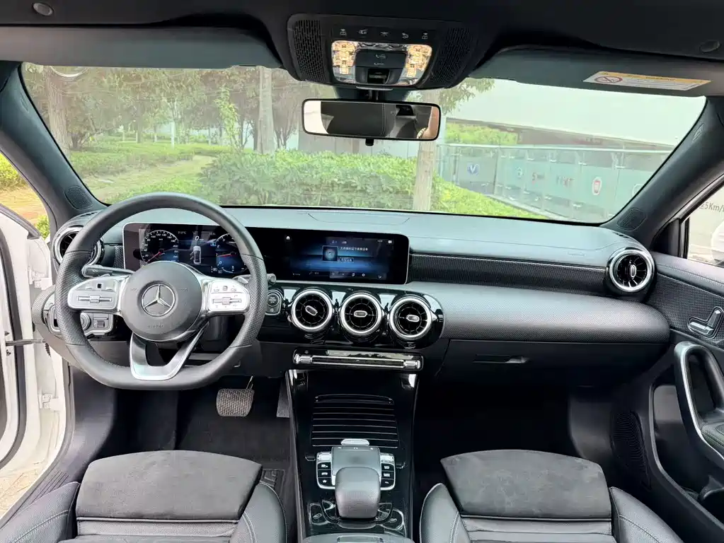 Mercedes-Benz A-Class — миниатюра 15